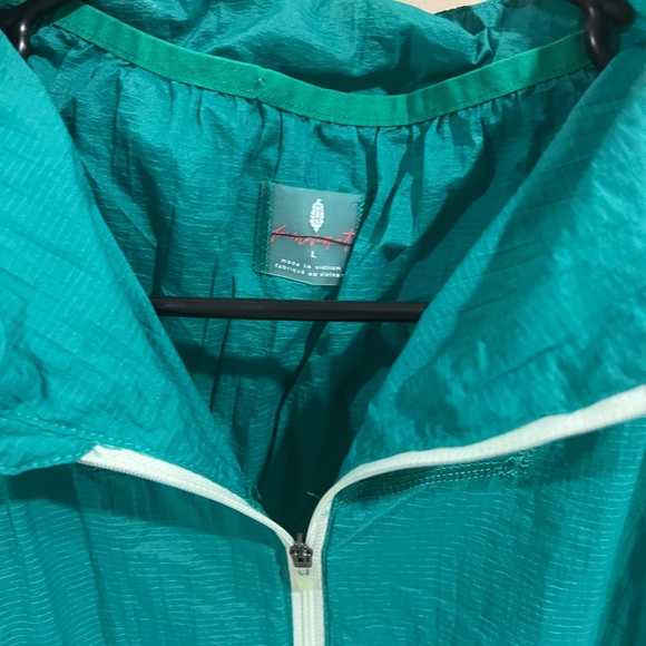 Free People Movement Great Escape Run Windbreaker Large Green - Picture 4 of 7